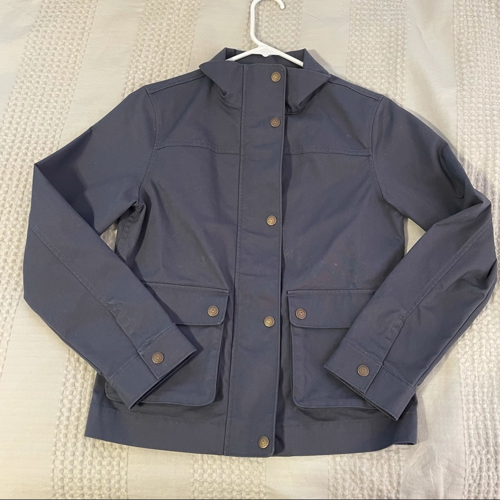 Patagonia women’s button down jacket